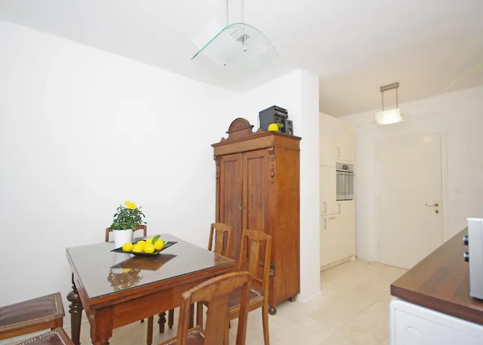 Lisa By Interhome 公寓 扎达尔